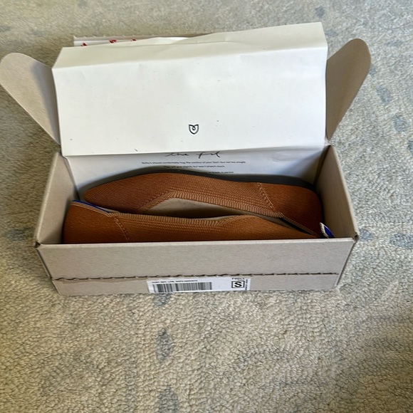 Brand new in box Rothy’s point - Fawn - retired color! - Picture 8 of 9